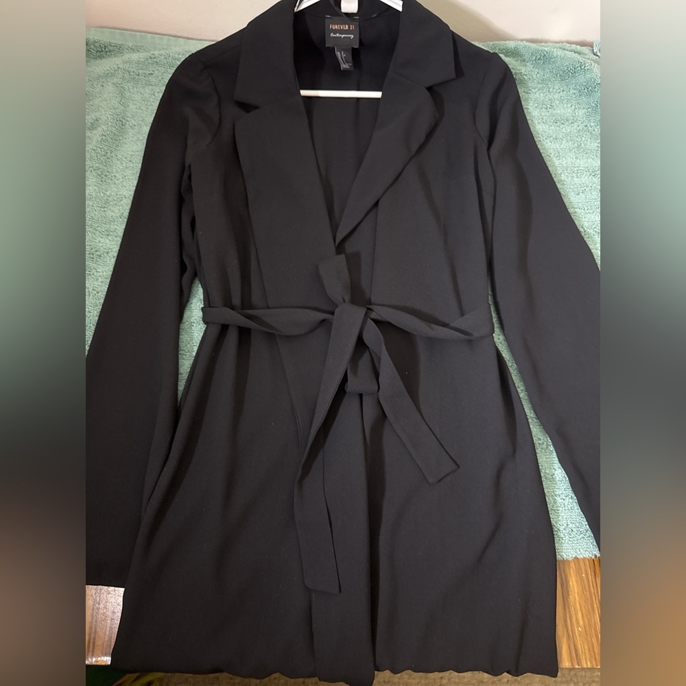 Forever 21 Black Contemporary Blazer
